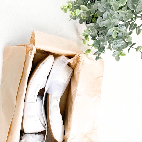 Lucky Brand White Leather Scrunch Ballet Flat - Picture 5 of 5